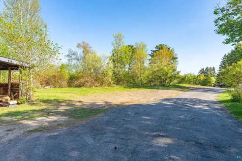 1419 E Chapman Street Ely MN 55731
