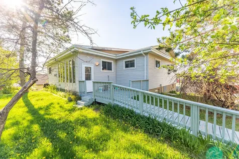 1419 E Chapman Street Ely MN 55731