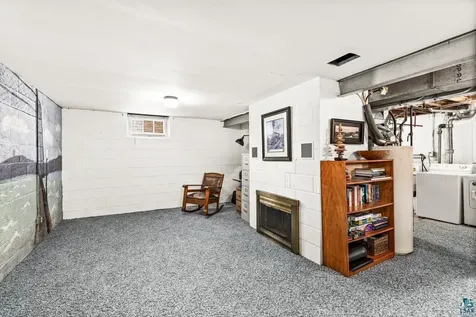 5530 W 8th Street Duluth MN 55807