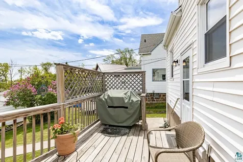 5530 W 8th Street Duluth MN 55807