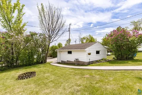 5530 W 8th Street Duluth MN 55807