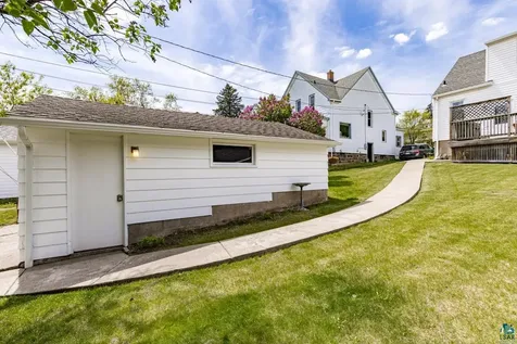5530 W 8th Street Duluth MN 55807