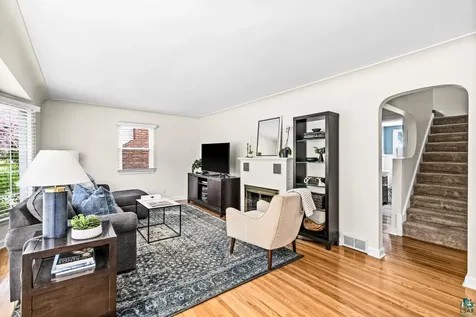 5530 W 8th Street Duluth MN 55807