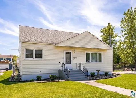 4604 Glenwood Street Duluth MN 55804