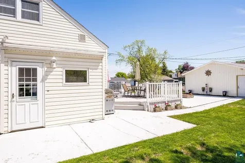 4604 Glenwood Street Duluth MN 55804