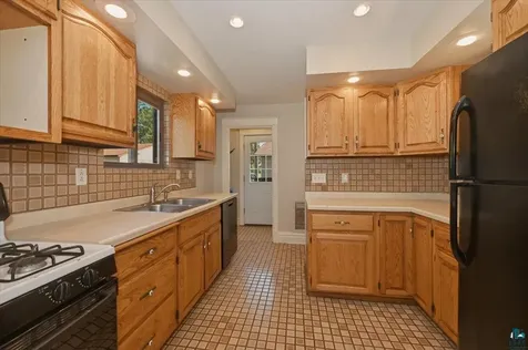 1014 N 12th Avenue E Duluth MN 55805