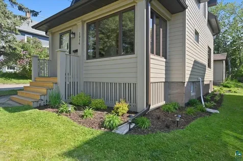 1014 N 12th Avenue E Duluth MN 55805