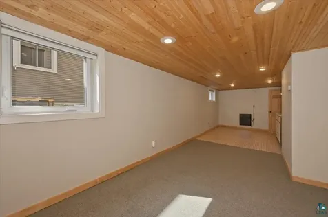 1014 N 12th Avenue E Duluth MN 55805