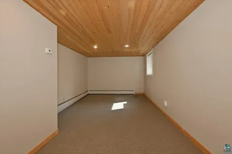 1014 N 12th Avenue E Duluth MN 55805