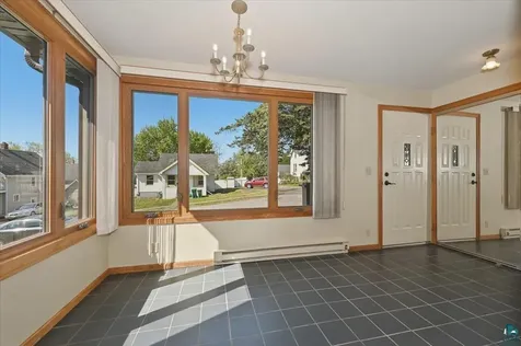 1014 N 12th Avenue E Duluth MN 55805