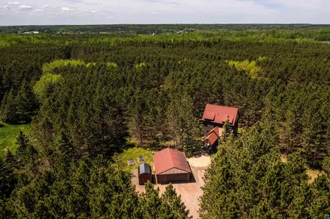 75 E Stark Road Esko MN 55733