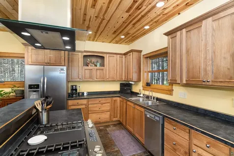 75 E Stark Road Esko MN 55733