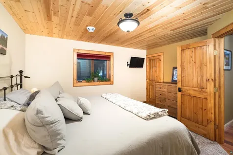 75 E Stark Road Esko MN 55733