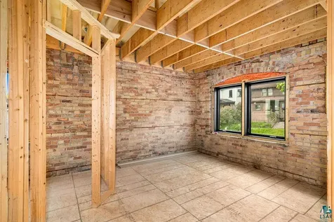 24 W 5th Street Duluth MN 55806