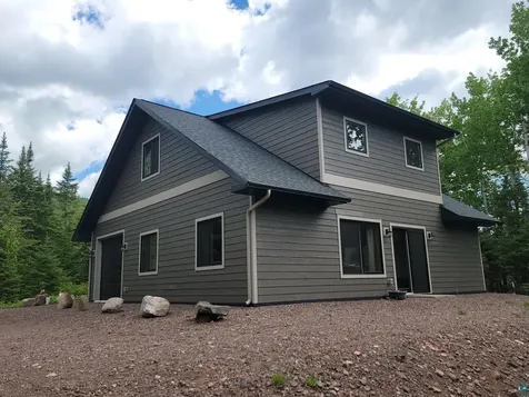 1038 W 3rd Avenue Grand Marais MN 55604
