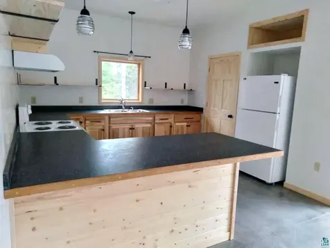 1038 W 3rd Avenue Grand Marais MN 55604