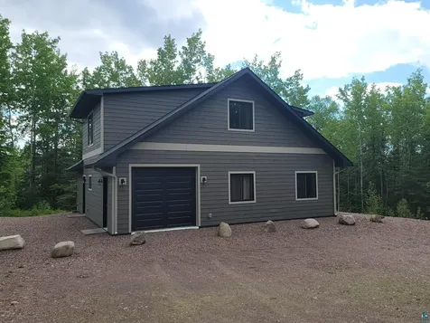 1038 W 3rd Avenue Grand Marais MN 55604