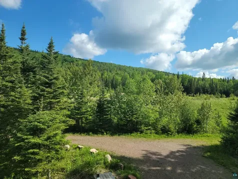 1038 W 3rd Avenue Grand Marais MN 55604