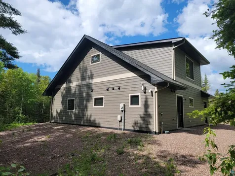1038 W 3rd Avenue Grand Marais MN 55604