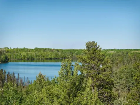9064 Auto Lane Britt MN 55710