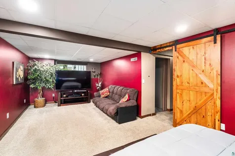 2401 W 23rd Street Duluth MN 55811