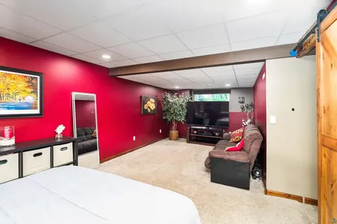 2401 W 23rd Street Duluth MN 55811