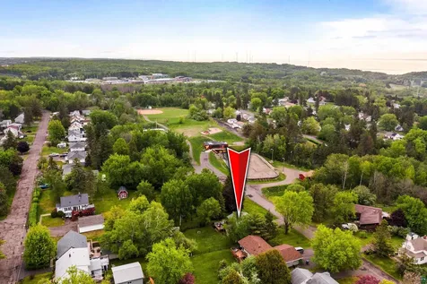 2401 W 23rd Street Duluth MN 55811