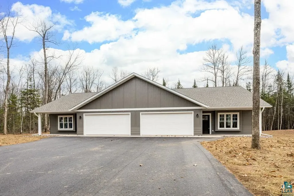 3134 Maple Drive Cloquet MN 55720