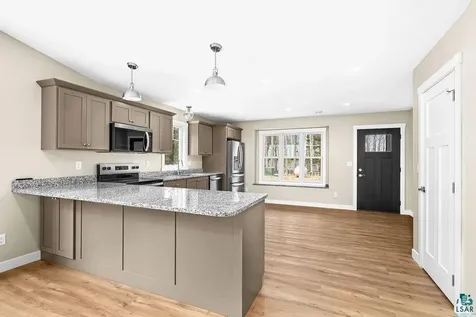 3134 Maple Drive Cloquet MN 55720