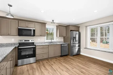 3134 Maple Drive Cloquet MN 55720