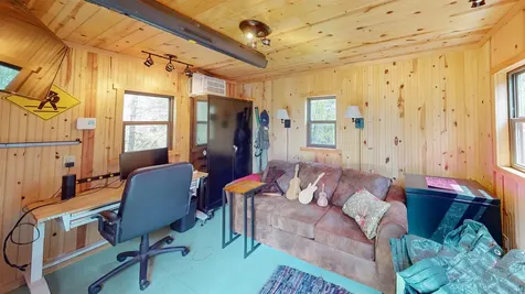 4635 Highway 61 E Hovland MN 55604
