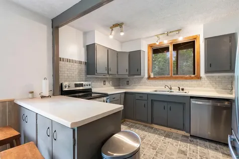 4982 Lorendale Road Duluth MN 55811