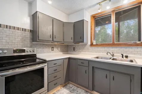 4982 Lorendale Road Duluth MN 55811