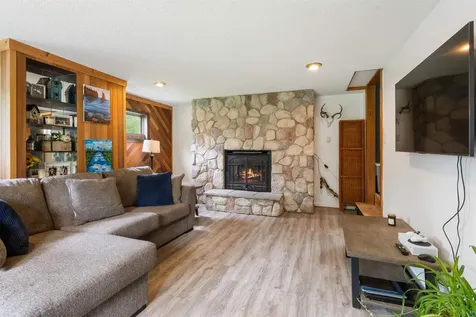 4982 Lorendale Road Duluth MN 55811