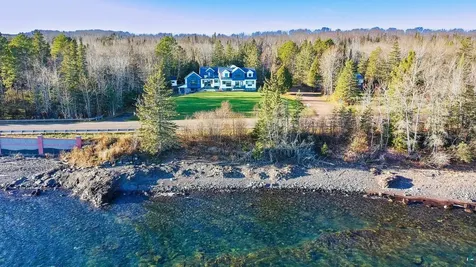 5163 Greenwood Road Duluth MN 55804