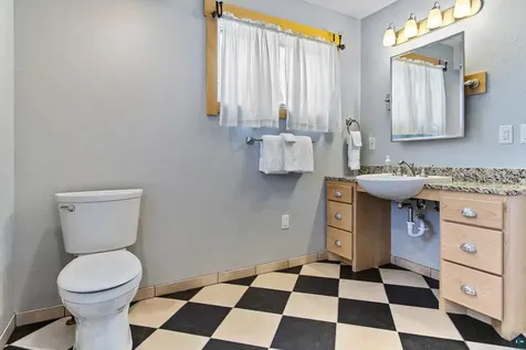 5163 Greenwood Road Duluth MN 55804