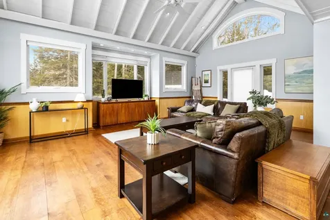 5163 Greenwood Road Duluth MN 55804