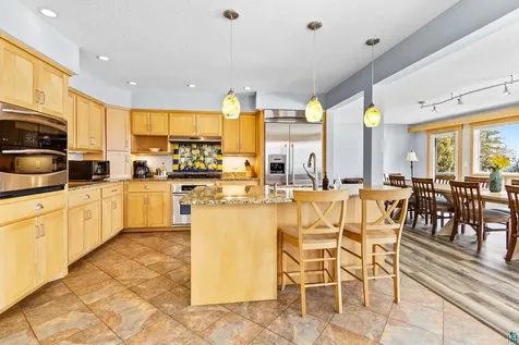 5163 Greenwood Road Duluth MN 55804