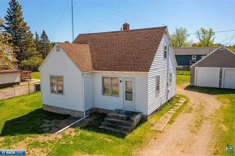 34 2nd Avenue Soudan MN 55782