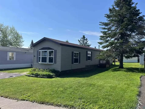 16 Kalmia Drive Duluth MN 55810