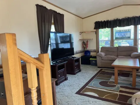 16 Kalmia Drive Duluth MN 55810