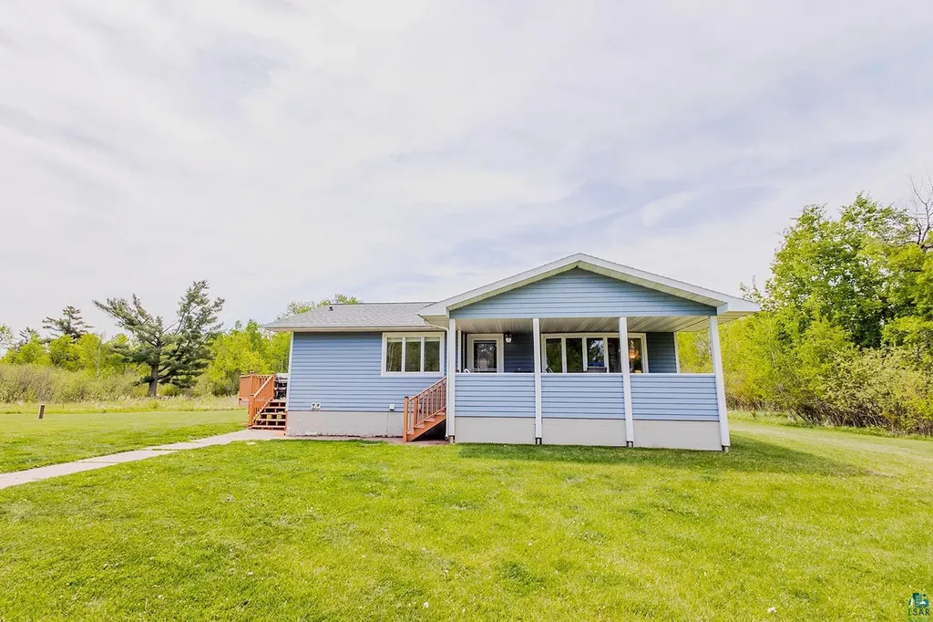 6328 E Cutter Road South Range WI 54874
