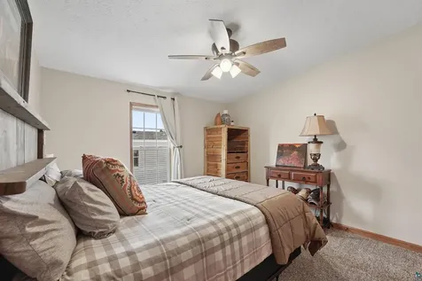16 Magnolia Drive Duluth MN 55810