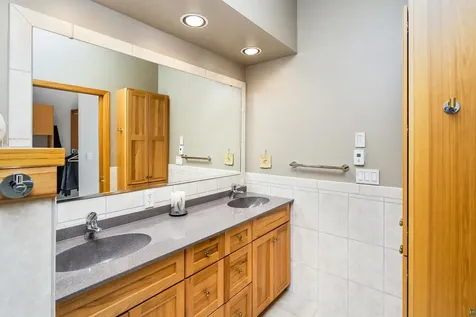 20 Big Bay Point Hovland MN 55606