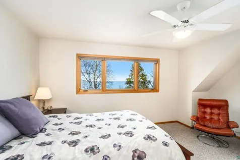 20 Big Bay Point Hovland MN 55606