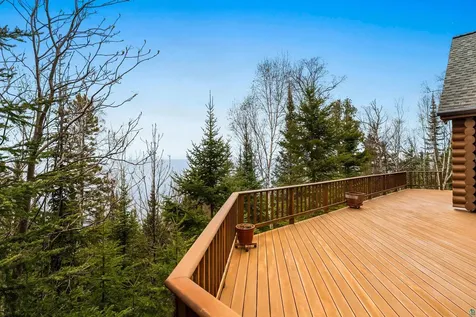 20 Big Bay Point Hovland MN 55606
