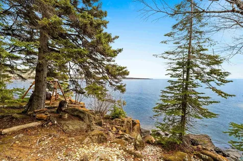 20 Big Bay Point Hovland MN 55606