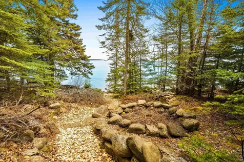 20 Big Bay Point Hovland MN 55606