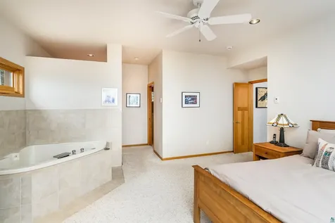 20 Big Bay Point Hovland MN 55606