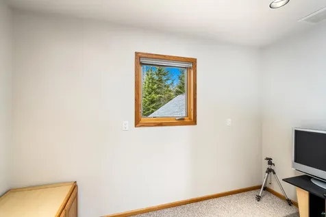 20 Big Bay Point Hovland MN 55606